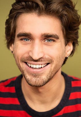 Philipp Alexej Voigtländer - Profilbild 1 Philipp Alexej Voigtländer - Profilbild 1