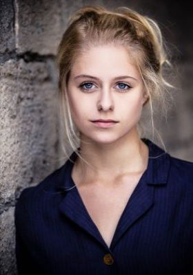 Kristin Heil - Profilbild 3 Kristin Heil - Profilbild 3