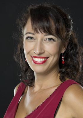 Raya Sarontino - Profilbild 1 Raya Sarontino - Profilbild 1