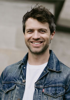 Pan Aurel Bucher - Profilbild 1 Pan Aurel Bucher - Profilbild 1