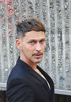 Julian Schmieder - Profilbild 1 Julian Schmieder - Profilbild 1