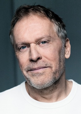 Dirc Simpson - Profilbild 2 Dirc Simpson - Profilbild 2