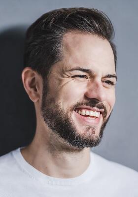 Tobias Ulrich - Profilbild 2 Tobias Ulrich - Profilbild 2