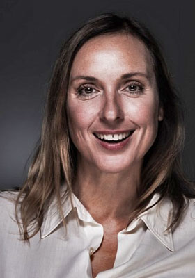 Christine Adler - Profilbild 1 Christine Adler - Profilbild 1