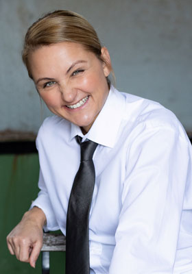 Katharina Friedl - Profilbild 2 Katharina Friedl - Profilbild 2
