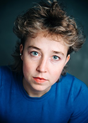 Nora Kelschebach - Profilbild 1 Nora Kelschebach - Profilbild 1