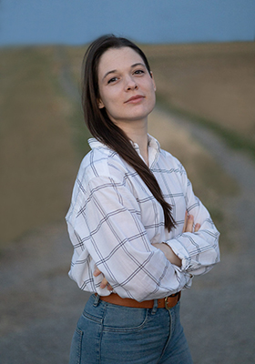 Elena Löffler - Profilbild 2 Elena Löffler - Profilbild 2