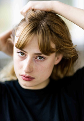 Emma Meyer - Profilbild 1 Emma Meyer - Profilbild 1