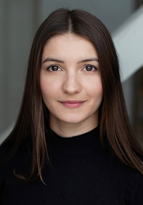 Alexandra Nesici - Profilbild 1 Alexandra Nesici - Profilbild 1