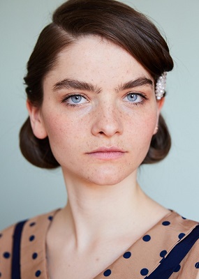 Emilie Neumeister - Profilbild 3 Emilie Neumeister - Profilbild 3