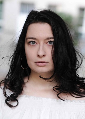 Celina Schneider - Profilbild 1 Celina Schneider - Profilbild 1