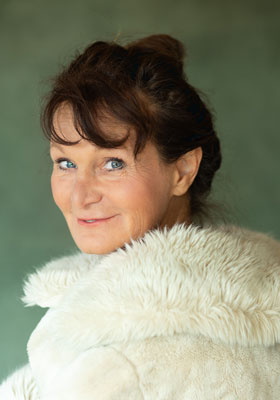Barbara Weinzierl - Profilbild 2 Barbara Weinzierl - Profilbild 2