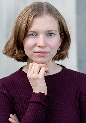 Kira Wladarz - Profilbild 1 Kira Wladarz - Profilbild 1