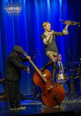 Antje Rietz & Band - Profilbild 1 Antje Rietz & Band - Profilbild 1