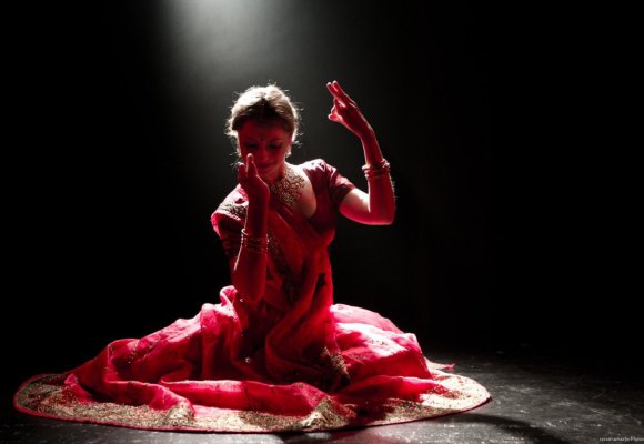 Devi-Dance / Madlen Werner - Profilbild 1 Devi-Dance / Madlen Werner - Profilbild 1