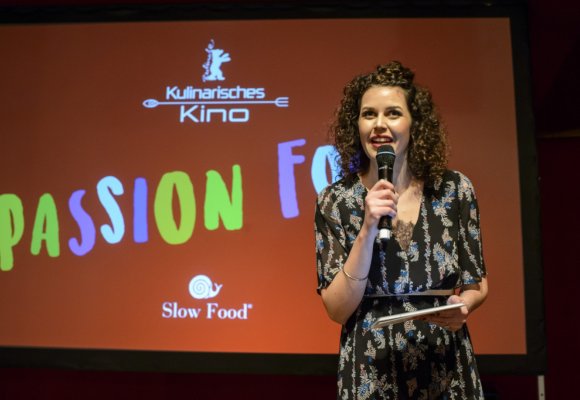 ZAV K nstlervermittlung Show Katie Gallus zav-k-nstlervermittlung-show-katie-gallus