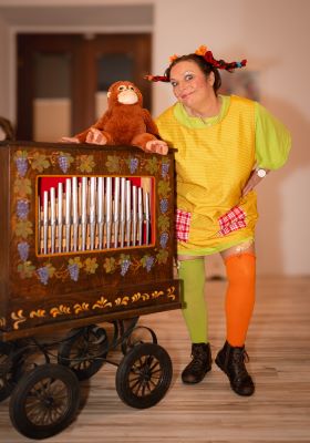 Ramona Schneider - Kinderprogramm - Profilbild 2 Ramona Schneider - Kinderprogramm - Profilbild 2