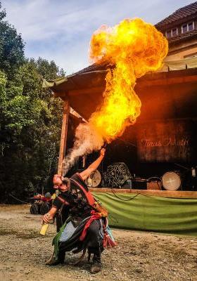 Rothar, der Feuergaukler - Profilbild 4 Rothar, der Feuergaukler - Profilbild 4