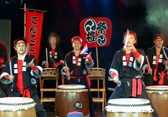 ZAV Künstlervermittlung Show Tentekko