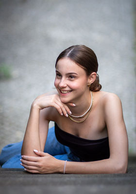 Emilia M. - Profilbild 4 Emilia M. - Profilbild 4