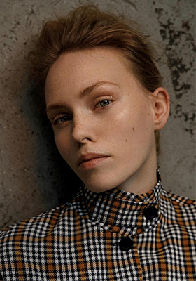 Jana von Oheimb Rosta - Profilbild 2 Jana von Oheimb Rosta - Profilbild 2