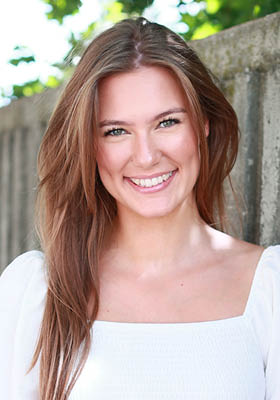 Lea M. - Profilbild 1 Lea M. - Profilbild 1