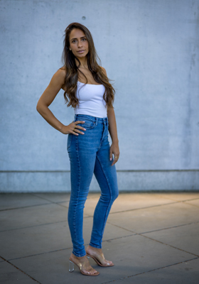 Leila K. - Profilbild 2 Leila K. - Profilbild 2
