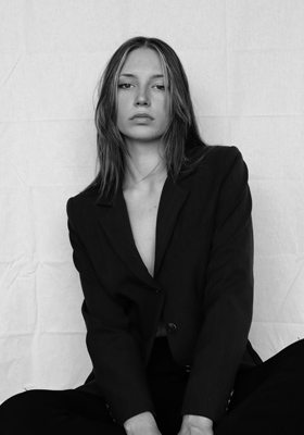 Lucy J. - Profilbild 5 Lucy J. - Profilbild 5