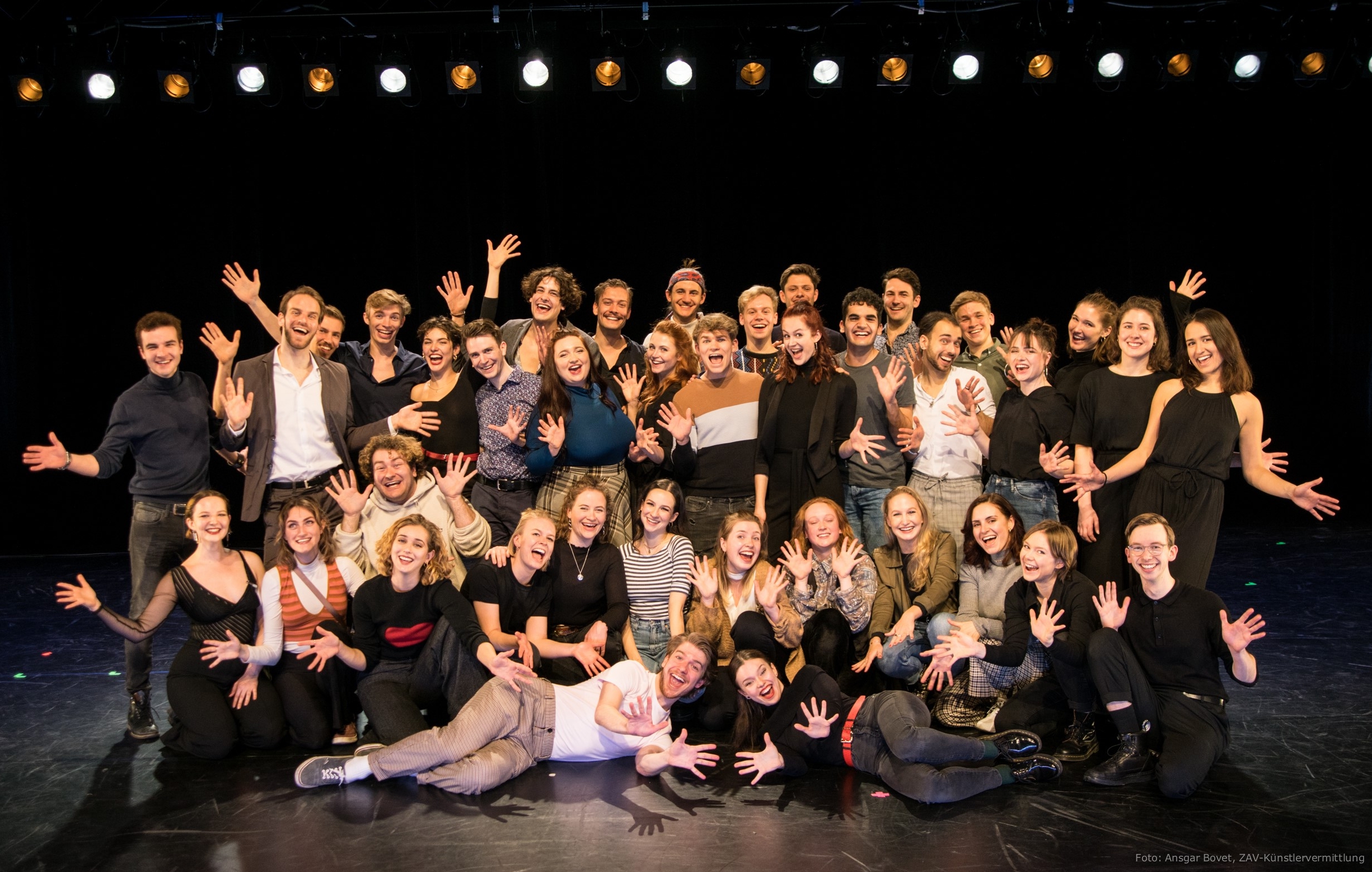 Gruppenbild des Musical-Abschlussjahrgangs 2022